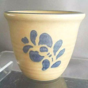 Vintage Pfaltzgraff  3" tall cup jar Old castle mark colors tan-Blue